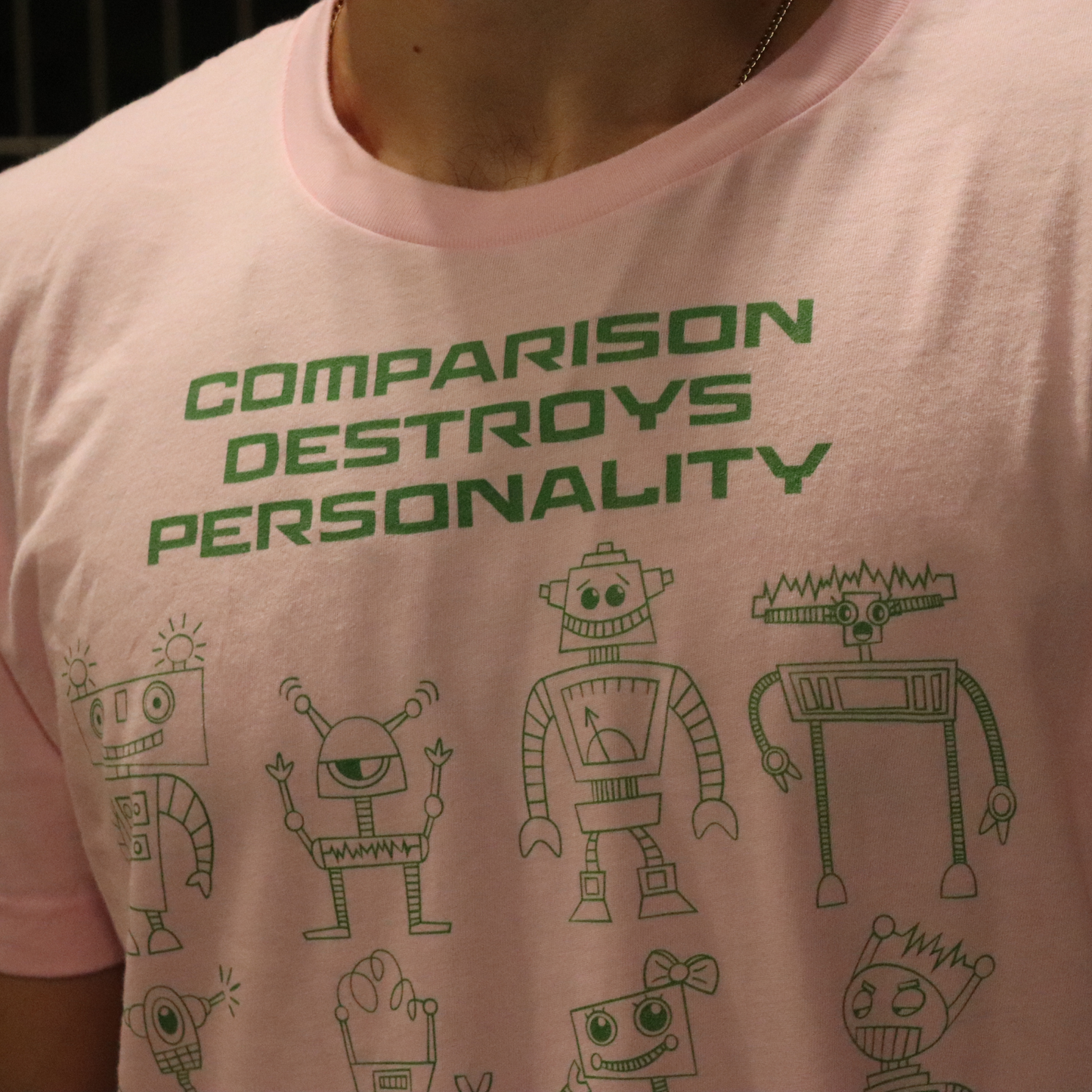 Comparison destroys personali-tee in Pink